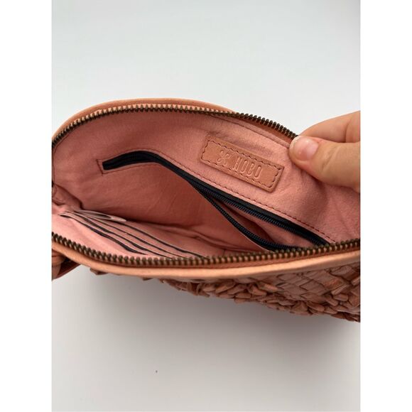 Hobo Womens Dusty Rose Woven Leather Wristlet Clutch Handbag